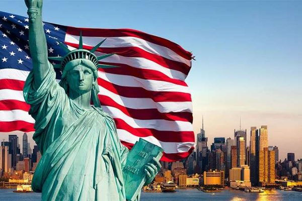 Статуя Свободы в США - фото (Statue of Liberty in the United States - photos) - https://to-name.ru/historical-events/usa.htm